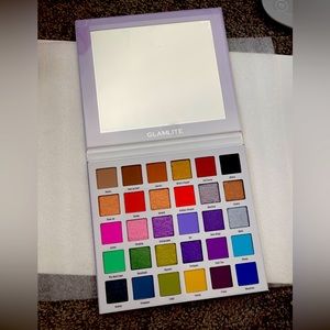 Glamlite Mikayla Palette 1